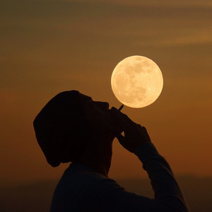 中国女乳奴隶护士
